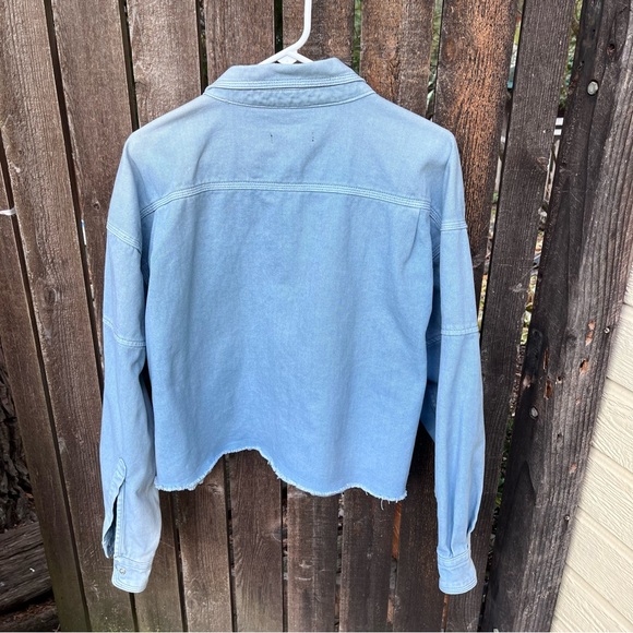 Missguided Boxy Oversized Light Wash Raw Edge Hem Trucker Jean Jacket Sz 12 - Picture 6 of 13